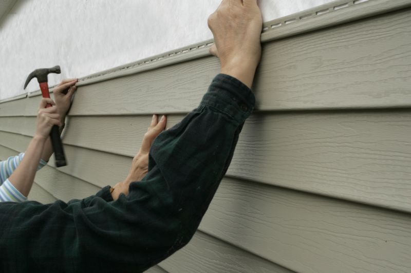 Carpenters with Siding Skills